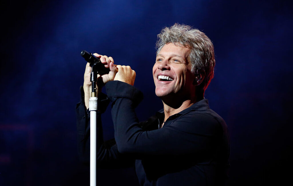 Bon Jovi: “Φλερτάρουν” με την πρωτιά στο βρετανικό τσαρτ